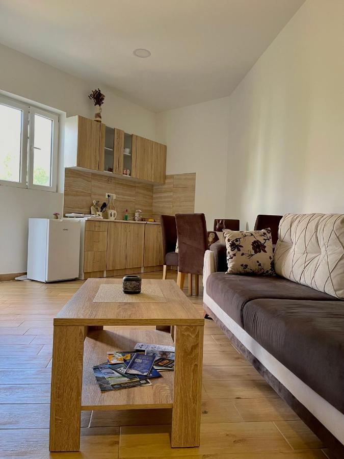 Apartment Jovana Herceg Novi Eksteriør bilde