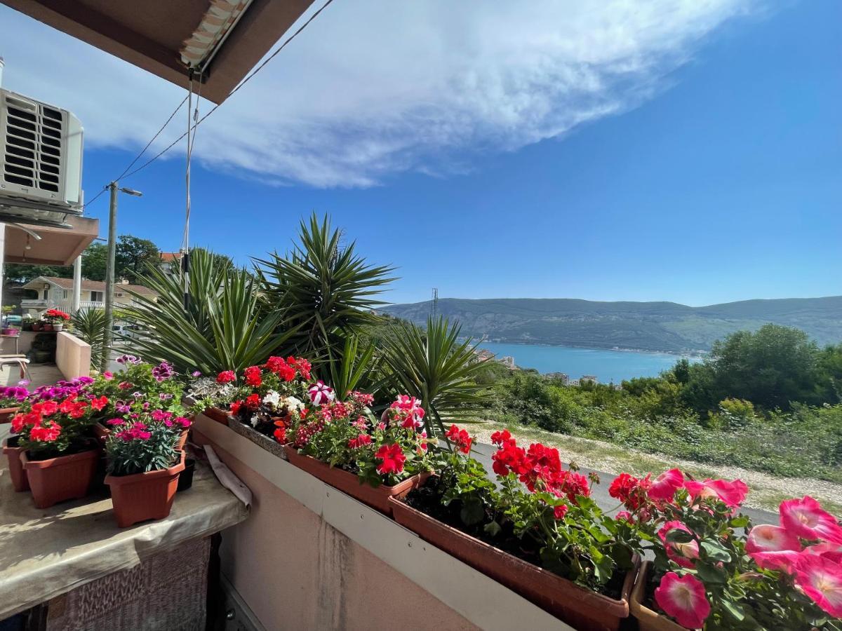 Apartment Jovana Herceg Novi Eksteriør bilde